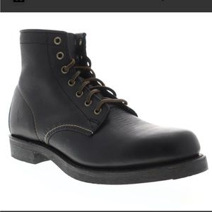 🇺🇸 High quality Frye Arkansas leather boots.